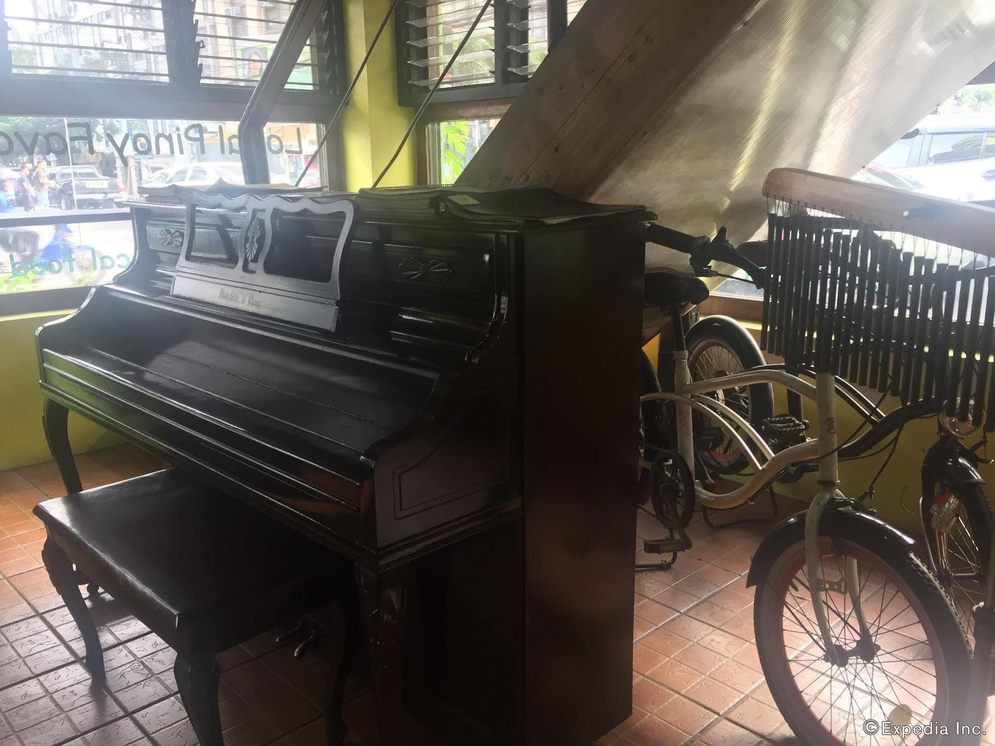 Cebu Elicon House Hotel Екстериор снимка